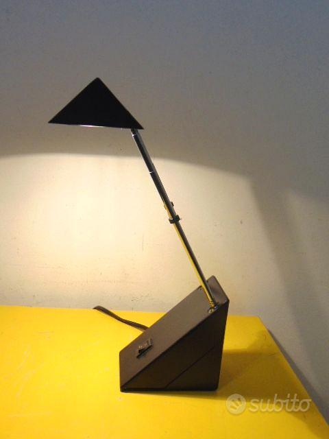 LAMPADA DA TAVOLO TL-101 DESIGN NERA VINTAGE ORIEN - Collezionismo In  vendita a Milano