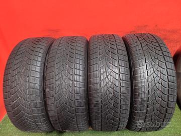 225 55 18 Gomme Invernali 95% GoodYear 225 55 R18