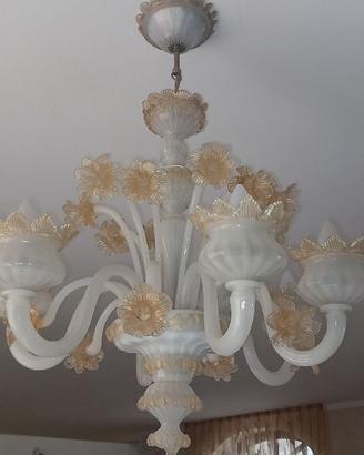 Lampadario in vetro di murano