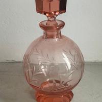 Antica bottiglia liquore Art Déco in vetro rosa