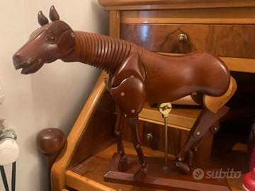 Scultura in legno vintage
