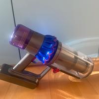 Dyson V15