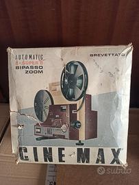 Proiettore Cine Max 8 e super 8
