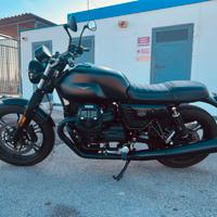 Moto Guzzi V7 III Stone