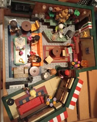LEGO ideas Central Perk Friends
