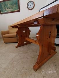 tavolo massello e poltrona