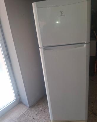 frigo indesit usato