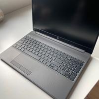 laptop PREZZO TRATTABILE supporta windows 11