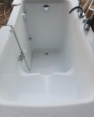 vasca da bagno per anziani e disabili 