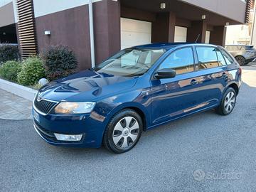 Skoda Rapid 1.2 TSI 86CV Active la puoi guidare a 