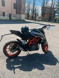 KTM duke 390 2021