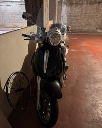 Piaggio Beverly 500