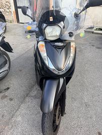 Honda SH 300