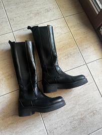 Stivali neri para e elastico