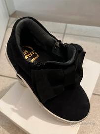 Scarpa bimba, scamosciato nero, marca EUREKA