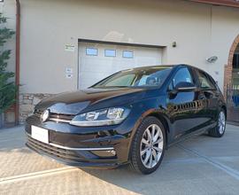 Volkswagen Golf 2.0 TDI DSG 5p. "VERA"Executive 