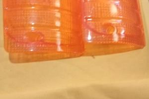 Plastiche frecce ape 703