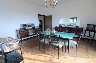 CASA INDIPENDENTE A TORRITA TIBERINA