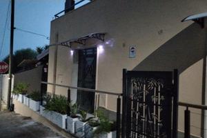 locale commerciale  3entrate ,3bagni,70mq