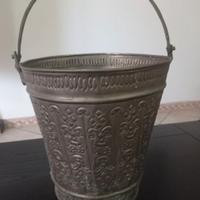 Antico secchio Marocchino