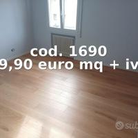 Parquet maxilistone poco nodiata a Modena