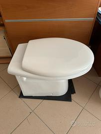 Wc a pacimento Catalano Ceramiche