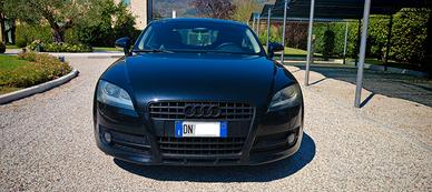 Audi TT 2.0 tfsi 