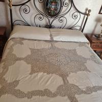 Coperta matrimoniale in Pizzo di Cantù