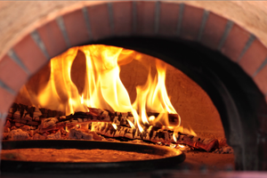 Pizzeria da asporto forno a legna
