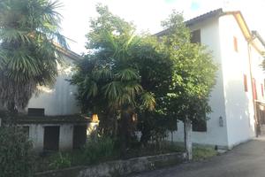 Zona centralissima: rustico indipendente con sc...