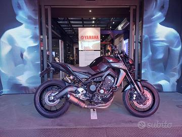YAMAHA MT-09
