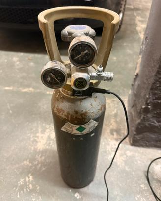 Impianto co2 acquario 4 litri