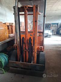 Carrello elevatore storico prodotto dalla OM BIM