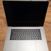 MacBook Pro 15" 2017 con touchbar