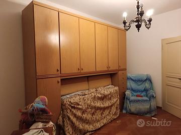 Armadio con Divano letto incassato
