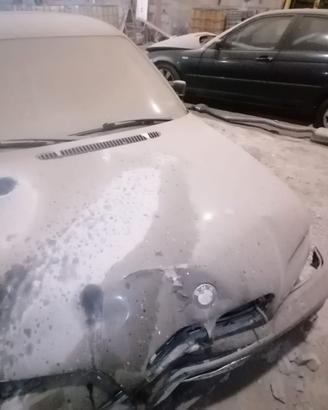 2 auto incidentate BMW 320 serie intere ricambi