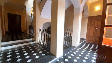Alghero casa centro storico in palazzo d'epoca