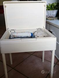 mobiletto sgabello contenitore