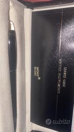 Penna stilografica Montblanc black resin