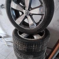 gomme più cerchi jeep
