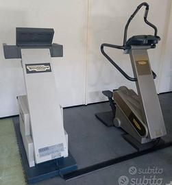 DUE STEP PIÙ MACCHINARIO ADDOMINALI OBLIQUI 