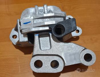 Supporto motore anteriore dx UNIGOM