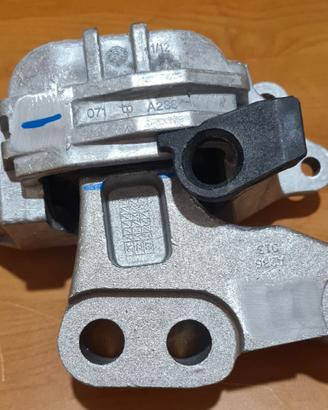 Supporto motore anteriore dx UNIGOM
