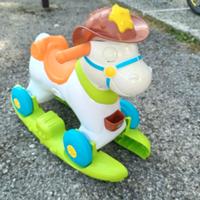 Cavallo a dondolo x bambini