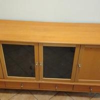 mobile credenza 