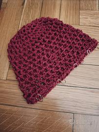 cappellino cuffia color rosso borgogna