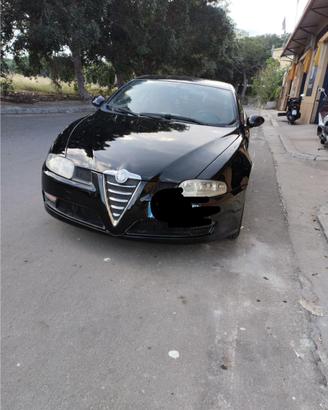 alfa gt  x come la vedete on foto