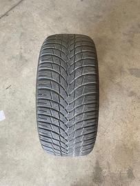Gomme invernali 225/50 R17  98V