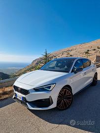 Cupra leon vz plug in Hybrid 245cv 