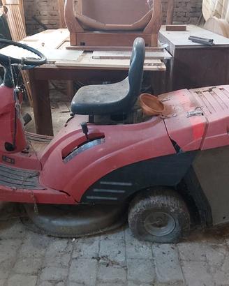 Trattorino tagliaerba Honda 1211